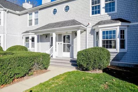 534 Dana Farms #534, Fairhaven, MA 02719