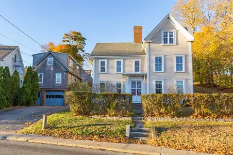 129 Summer St, Plymouth, MA 02360