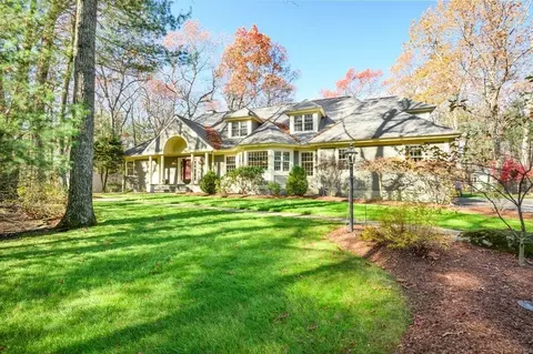 438 Sugar Rd, Bolton, MA 01740