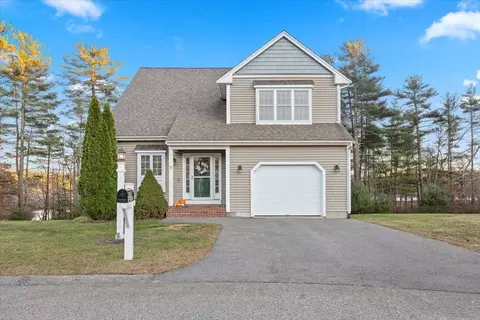 10 Cranberry Knoll St #10, Plympton, MA 02367