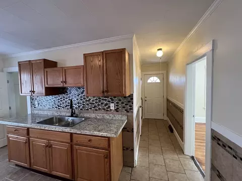75-77 Healey St, Springfield, MA 01151 photo 11