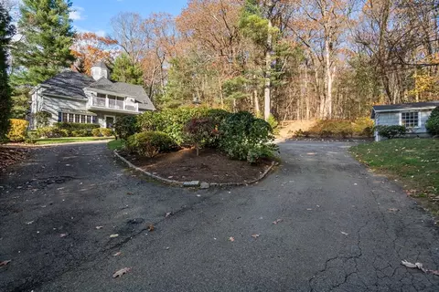 86 Abbott Rd, Wellesley, MA 02481 photo 39