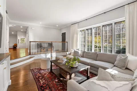 86 Abbott Rd, Wellesley, MA 02481 photo 9
