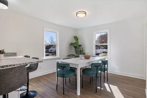 14 Benjamin Rd, Worcester, MA 01602 photo 12