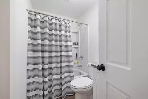 14 Benjamin Rd, Worcester, MA 01602 photo 6