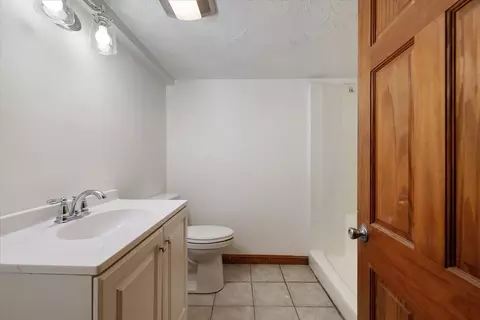 14 Benjamin Rd, Worcester, MA 01602 photo 19