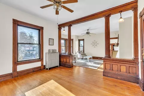 142 Thompson St, Springfield, MA 01109 photo 17