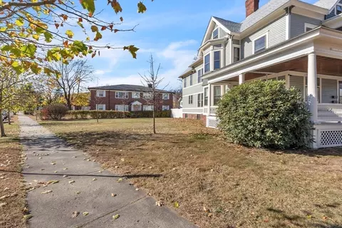 142 Thompson St, Springfield, MA 01109 photo 41