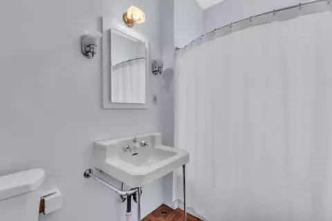 142 Thompson St, Springfield, MA 01109 photo 30