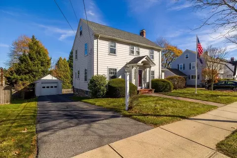 284 Beverly Rd, Worcester, MA 01605 photo 2