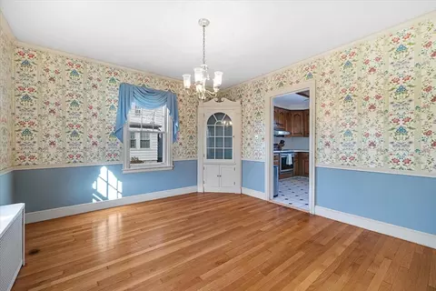 284 Beverly Rd, Worcester, MA 01605 photo 9
