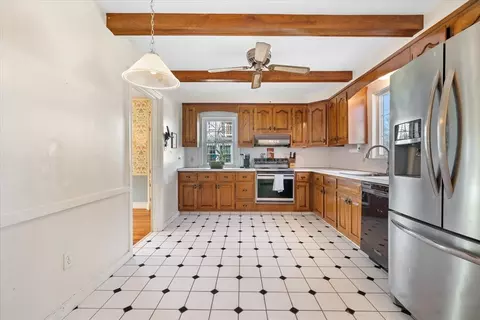 284 Beverly Rd, Worcester, MA 01605 photo 13