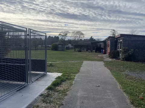 Exterior - 1789 Broadway, Raynham, MA 02767 photo 5 of 10