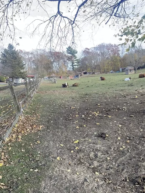 Exterior - 1789 Broadway, Raynham, MA 02767 photo 10 of 10