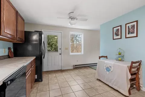Kitchen - 167 Dunn Rd, Ashburnham, MA 01430 photo 3 of 5