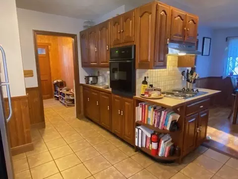 Kitchen - 248 Shute St, Everett, MA 02149 photo 3 of 4