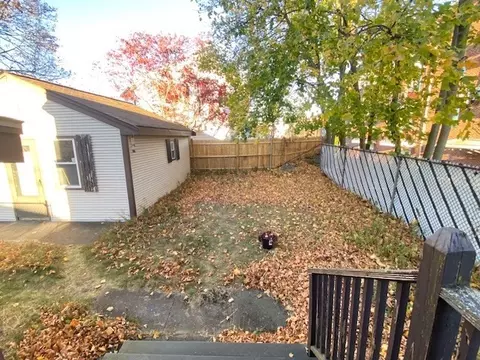 Exterior - 248 Shute St, Everett, MA 02149 photo 2 of 5