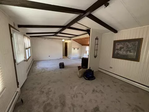 75 Crown Dr, Wareham, MA 02576 photo 2