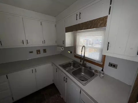 75 Crown Dr, Wareham, MA 02576 photo 6