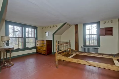 Bedroom - 121 North St, Whately, MA 01093 photo 7 of 9