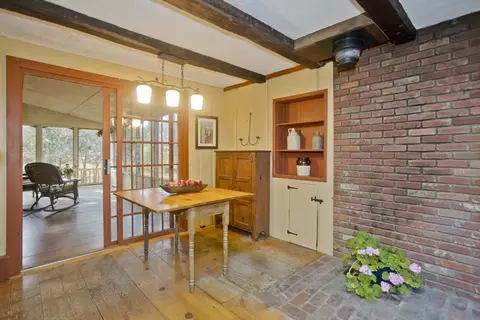 Dining - 121 North St, Whately, MA 01093 photo 3 of 5