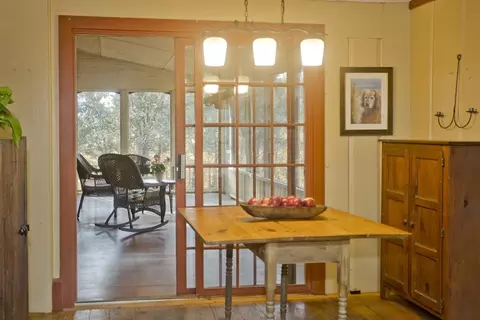 Dining - 121 North St, Whately, MA 01093 photo 2 of 5