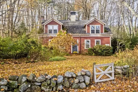 121 North St, Whately, MA 01093