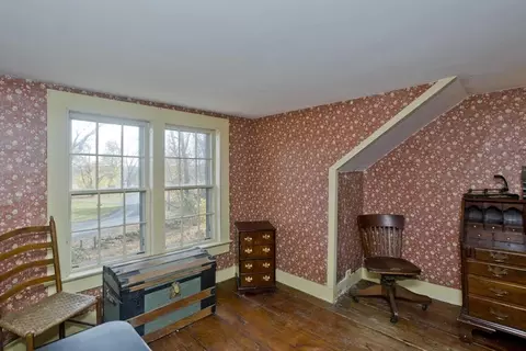 Bedroom - 121 North St, Whately, MA 01093 photo 2 of 9