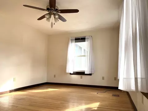 Living - 25 Main St, Sutton, MA 01590 photo 1 of 2