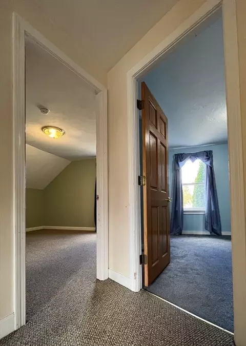 Entry Way - 25 Main St, Sutton, MA 01590 photo 3 of 4