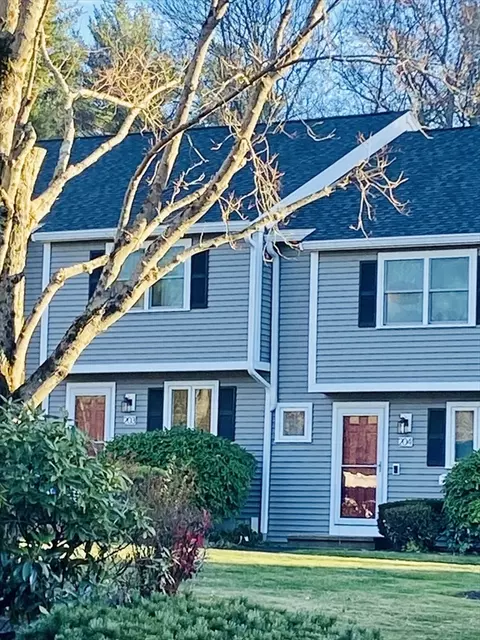 204 Standpipe Dr #204, Rockland, MA 02370