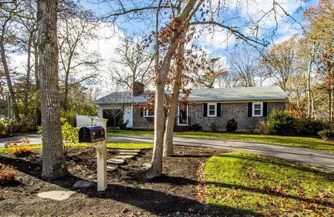 76 Cranberry Ln, Barnstable, MA 02632