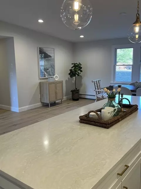 7 Richard Rd, Hingham, MA 02043 photo 4