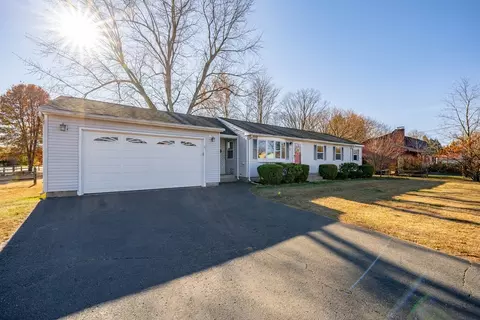 5 Granger Dr, Agawam, MA 01030