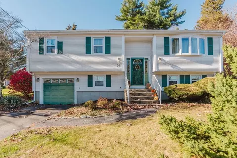 24 Tripp Dr, Westport, MA 02790