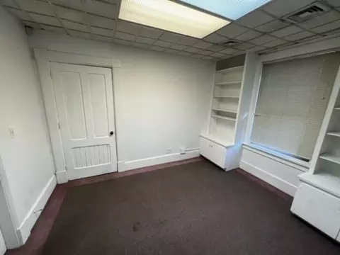 78 Maple St, Springfield, MA 01105 photo 14