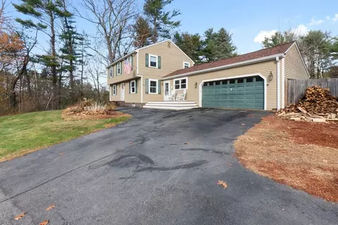 Exterior - 2 Silvermine Rd, Boxford, MA 01921 photo 3 of 12