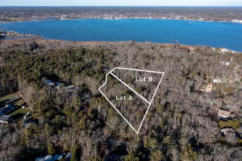 0 Harbor Acres Ln #LOT B, Mattapoisett, MA 02739