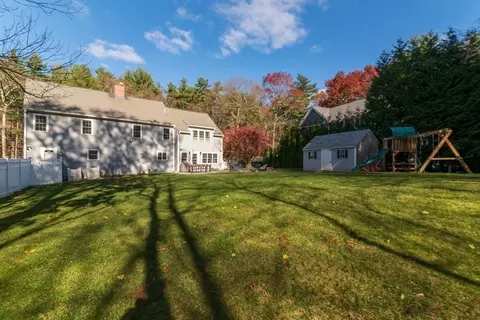 Exterior - 100 Cushing St, Hingham, MA 02043 photo 6 of 8