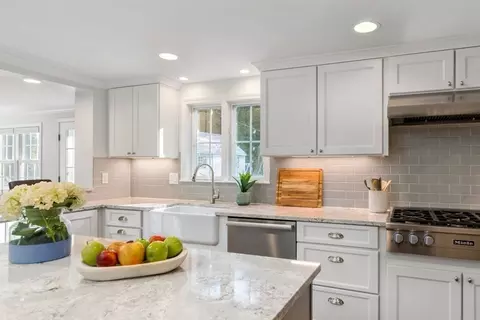 Kitchen - 100 Cushing St, Hingham, MA 02043 photo 3 of 3