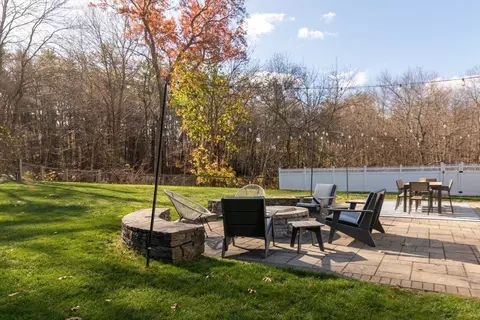 Exterior - 100 Cushing St, Hingham, MA 02043 photo 5 of 8