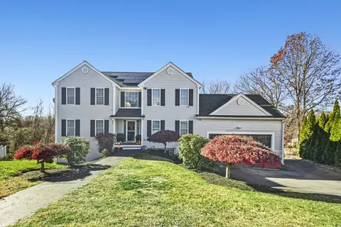 4 Allison Cir, Worcester, MA 01606