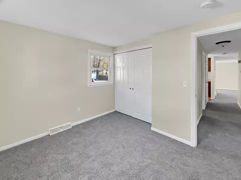 24 Roberta Rd, Blackstone, MA 01504 photo 17