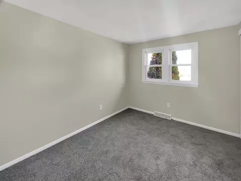 24 Roberta Rd, Blackstone, MA 01504 photo 13