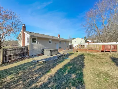 24 Roberta Rd, Blackstone, MA 01504 photo 8