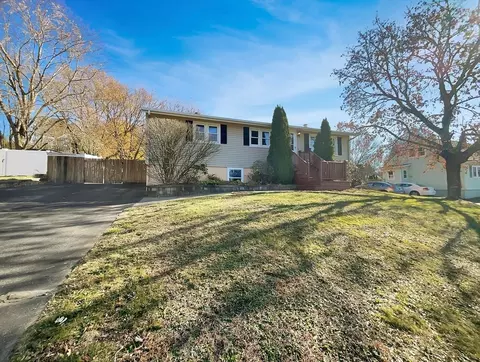 24 Roberta Rd, Blackstone, MA 01504 photo 14