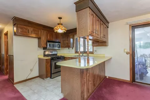 291 Chavenson St, Fall River, MA 02723 photo 5