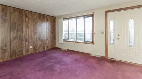 291 Chavenson St, Fall River, MA 02723 photo 6