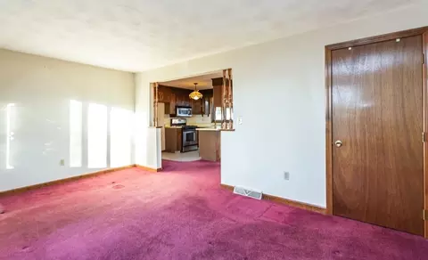 291 Chavenson St, Fall River, MA 02723 photo 9