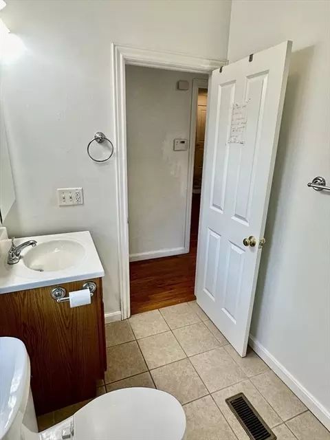 14 Enid St, Worcester, MA 01604 photo 14